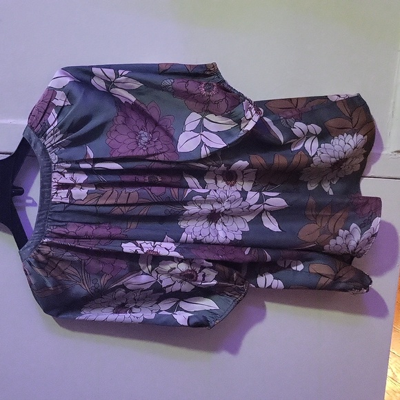 Blouse - Picture 4 of 4